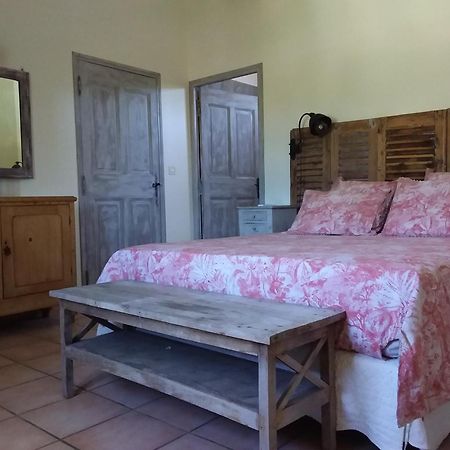 Chambre pour 2 personnes avec salle de bain privée Tourves Esterno foto